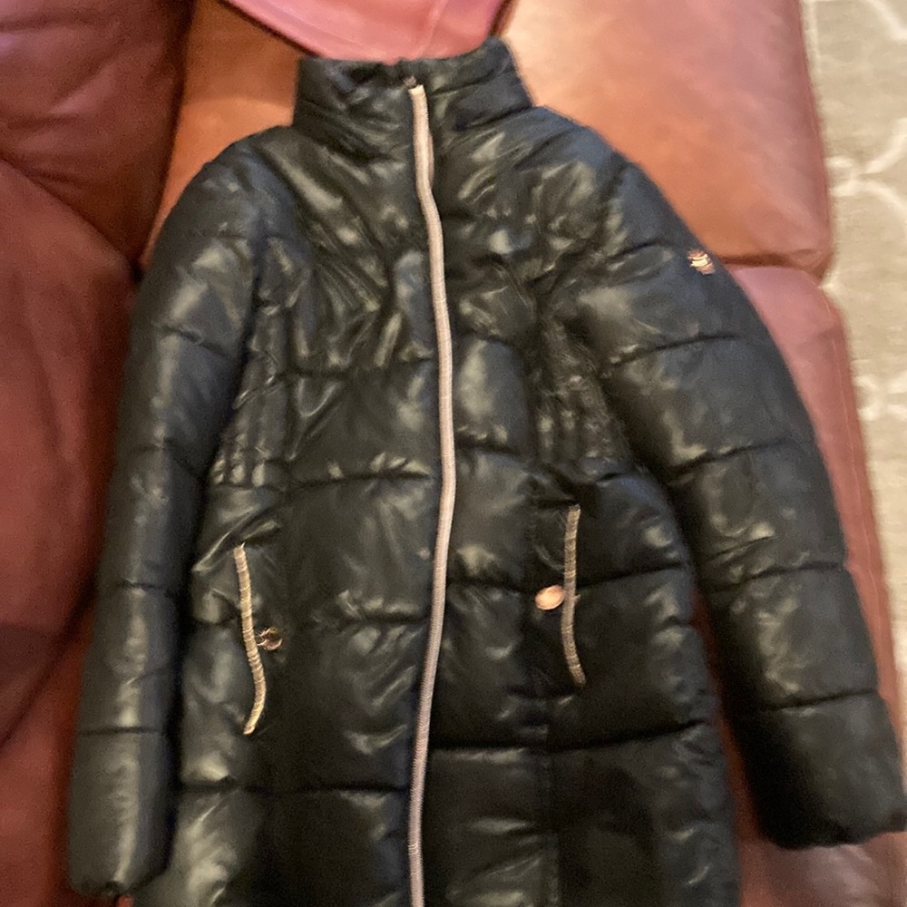 Black shiny Michael Kors girls puffer jacket with Rose gold trim and zipper